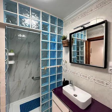 Apartment Ocean Views - *