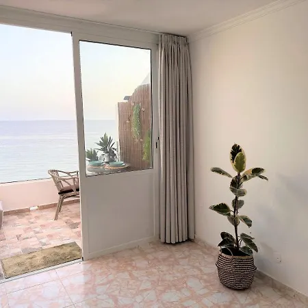 Ocean Views - * Patalavaca